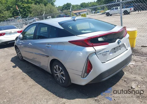2022 Toyota Prius Prime Le из США, поврежденный, VIN JTDKAMFP6N3200873